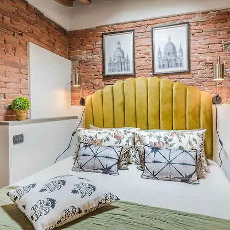 Dorina Penthouse 2 Bedrooms 2 Bathrooms In *